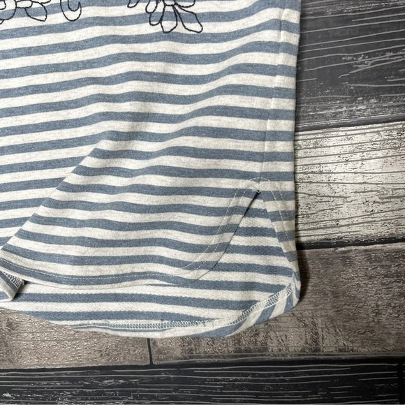 Anthropologie Postmark Shirt Womens Size Medium First Mate Top Embroidered - Picture 4 of 11